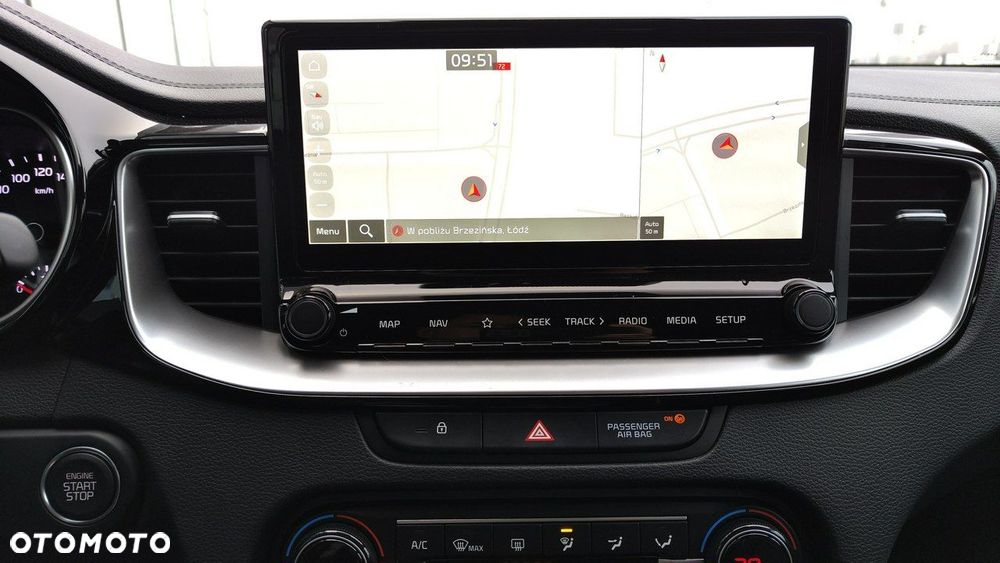 Kia Ceed - 22