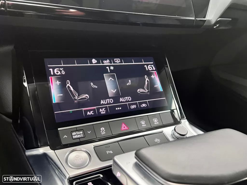 Audi e-tron 55 quattro Advanced - 30
