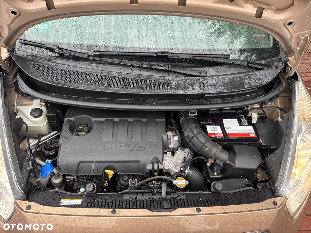 Kia Venga - 21