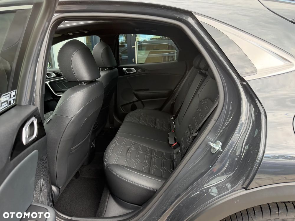 Kia XCeed 1.6 T-GDI Tribute DCT - 10