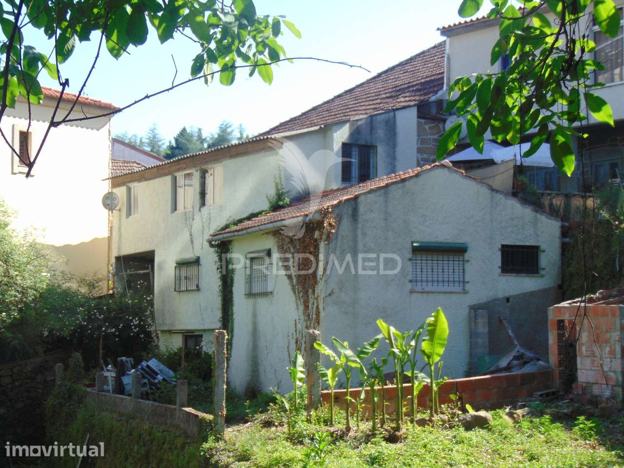 Casa com terreno para recuperar, no Rio Corgo, em Vila Real - Grande imagem: 2/40