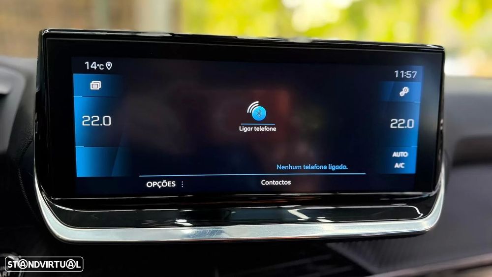 Peugeot 2008 1.2 PureTech Allure Pack - 21