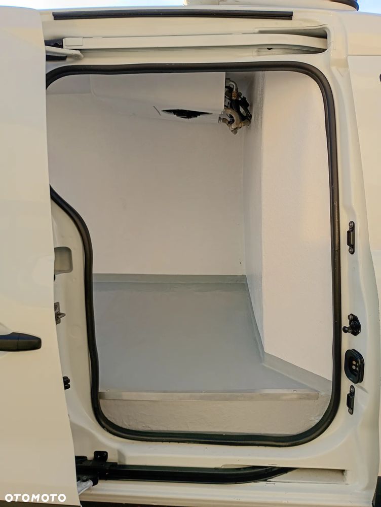 Renault Express - 4
