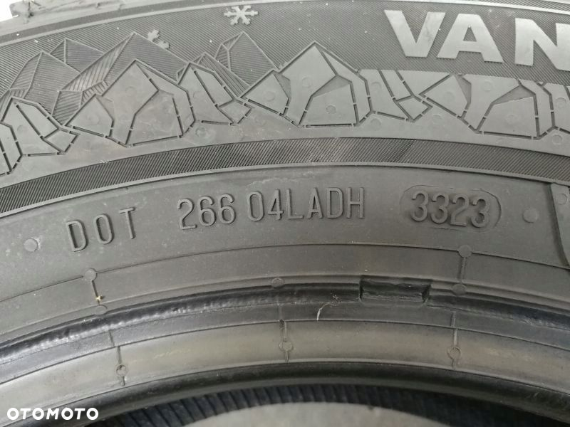 Opona zimowa 215/65 R 16C Semperit Van-Grip 3 - 4