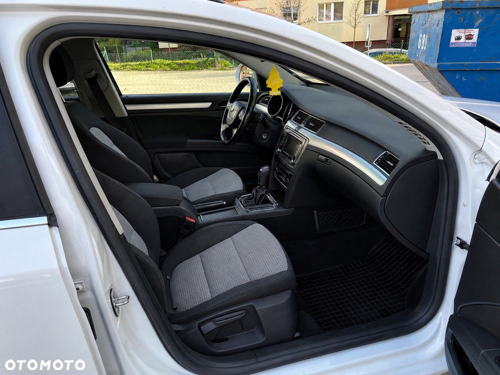 Skoda Superb 2.0 TDI Elegance - 12