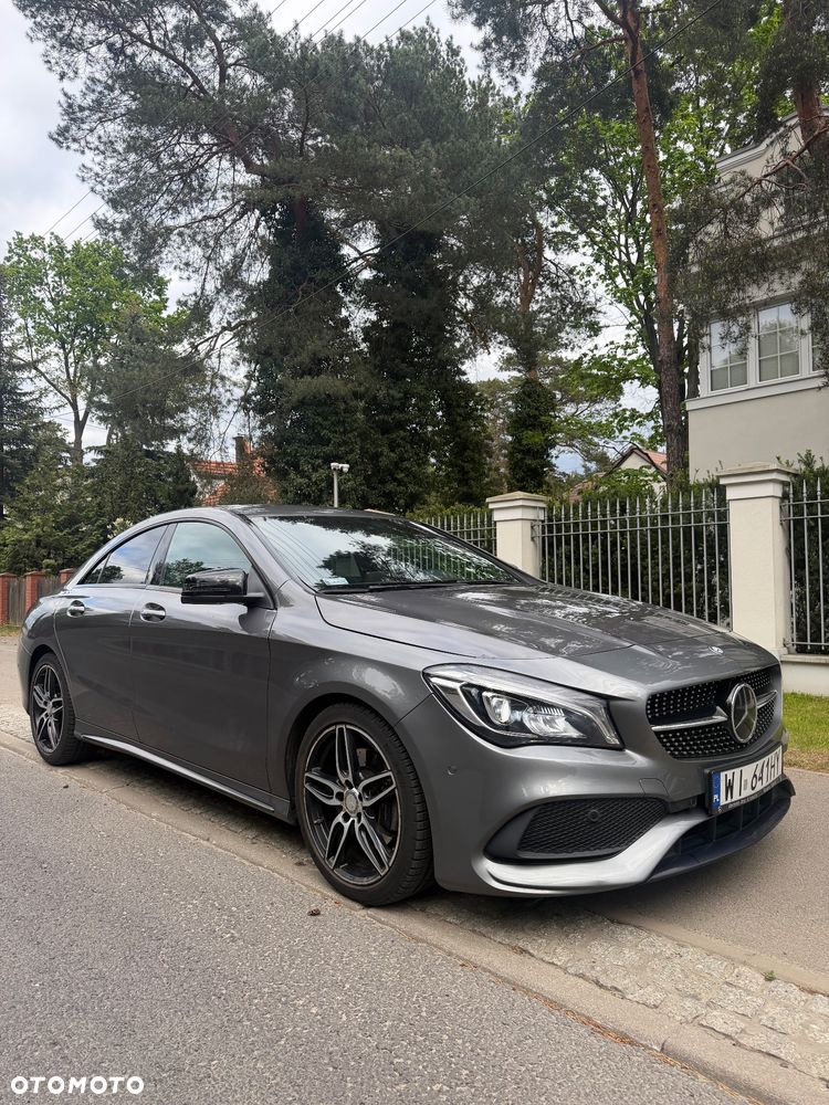 Mercedes-Benz CLA 220 4-Matic AMG Line - 18