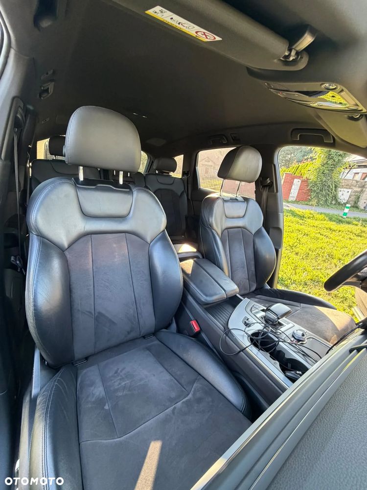 Audi Q7 e-tron 3.0 TDI Quattro Tiptr - 32