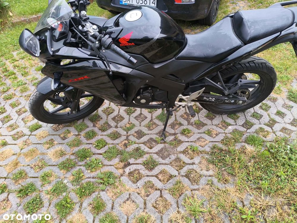 Honda CBR - 7