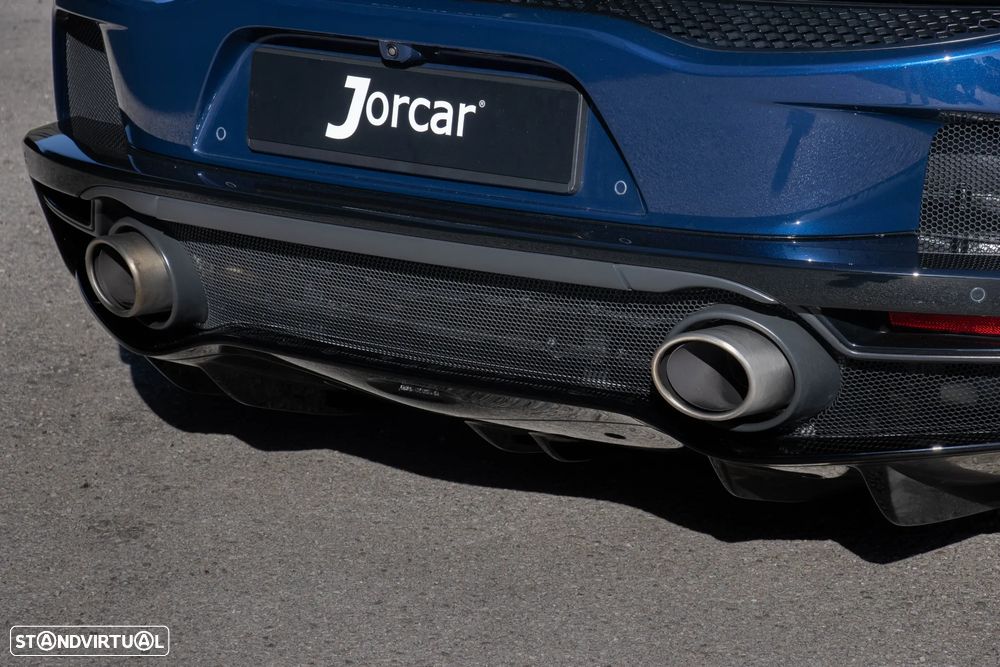 McLaren GT - 22