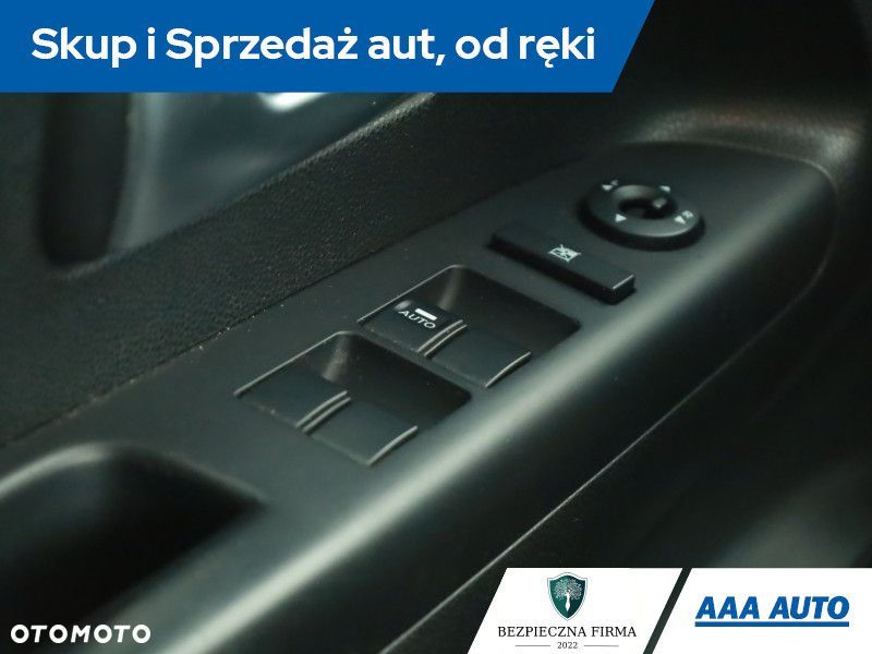 Kia Venga - 15