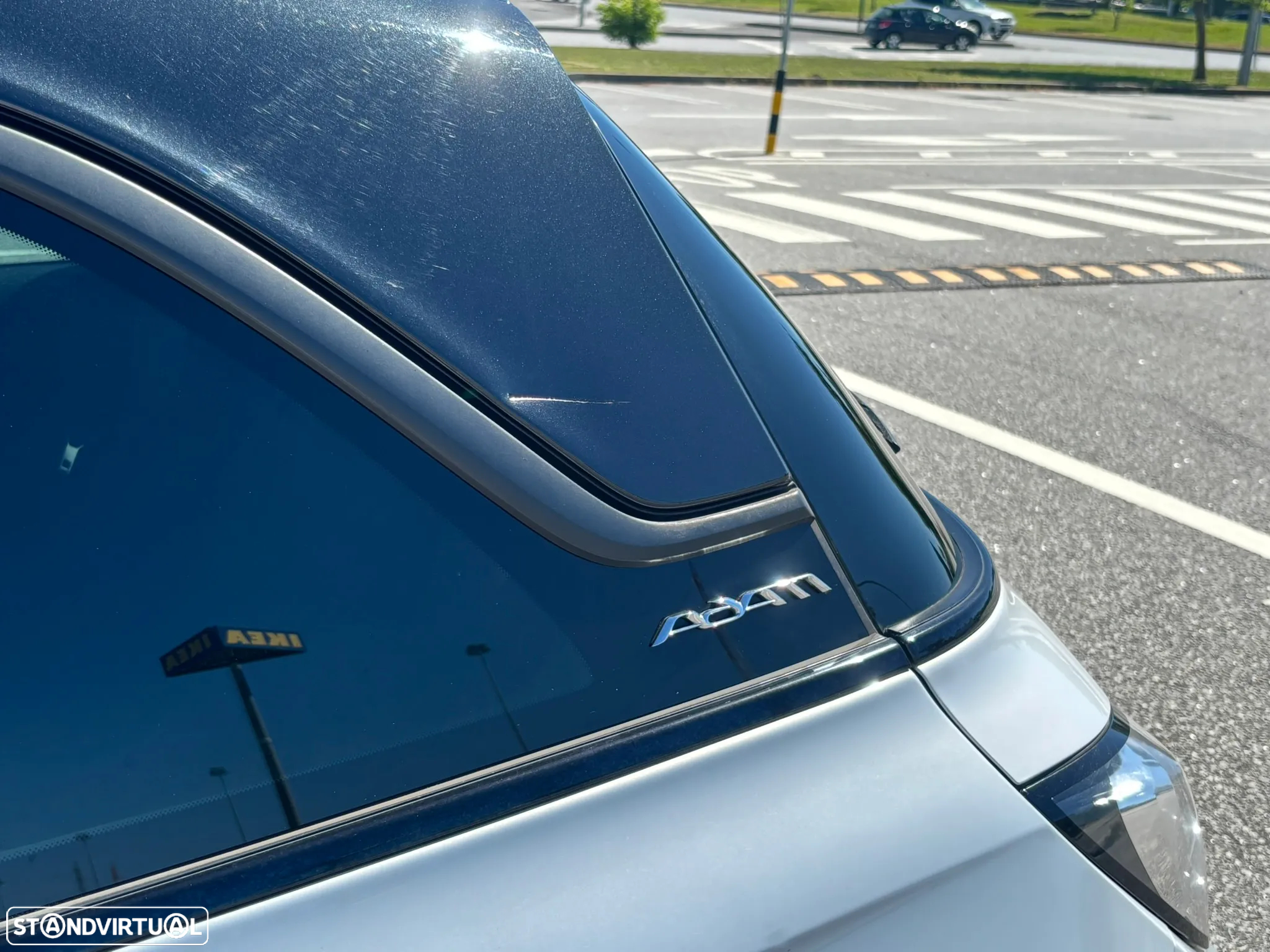 Opel Adam 1.0 T Glam - 27
