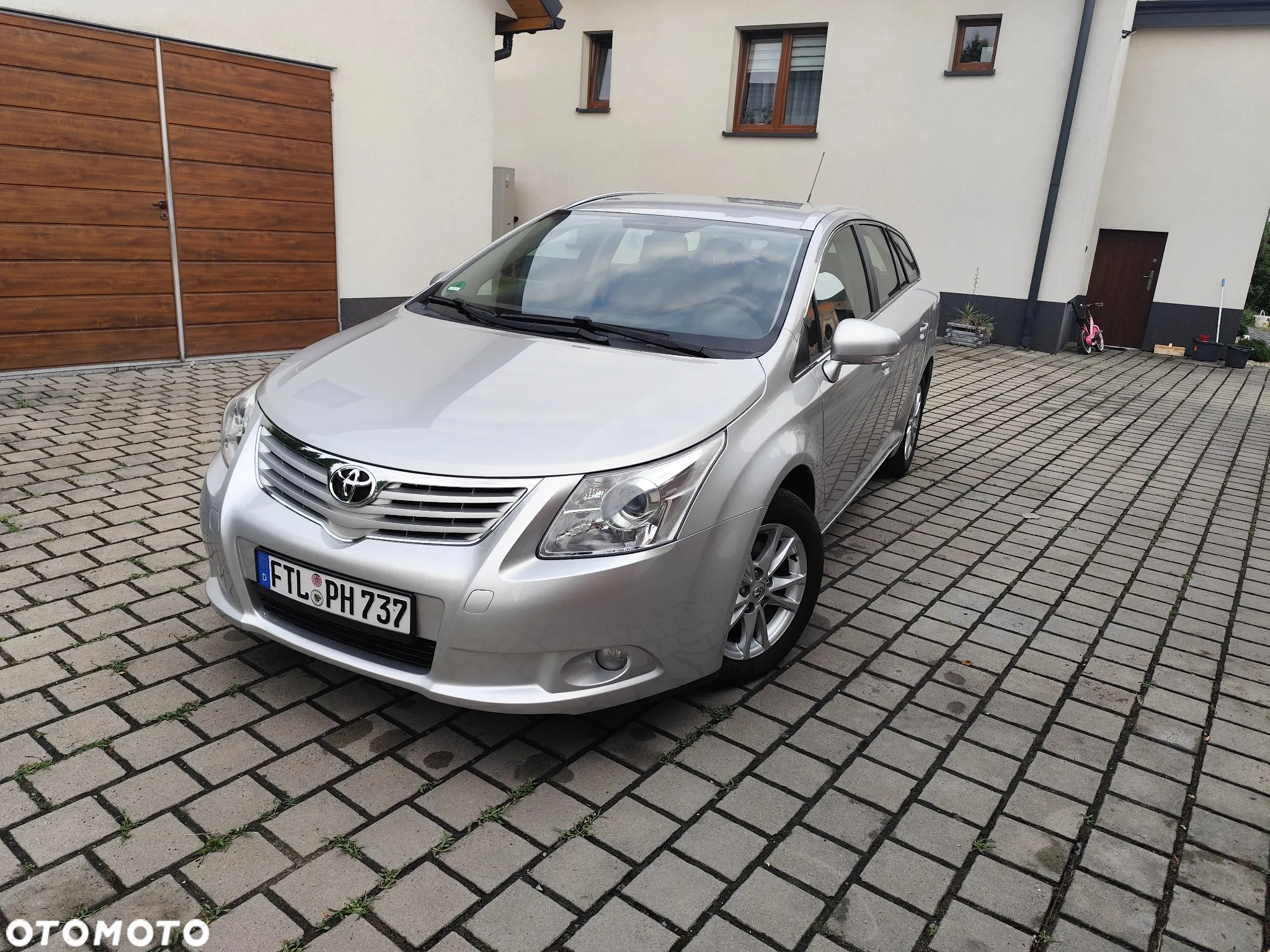 Toyota Avensis 1.6 Active - 21