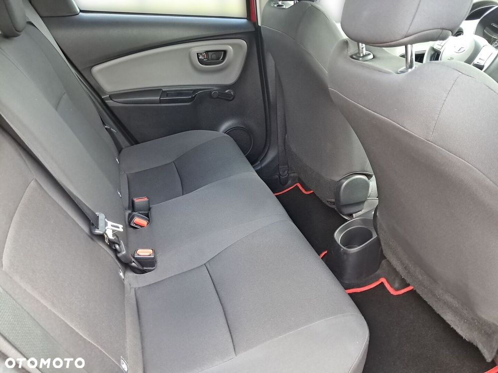 Toyota Yaris - 11
