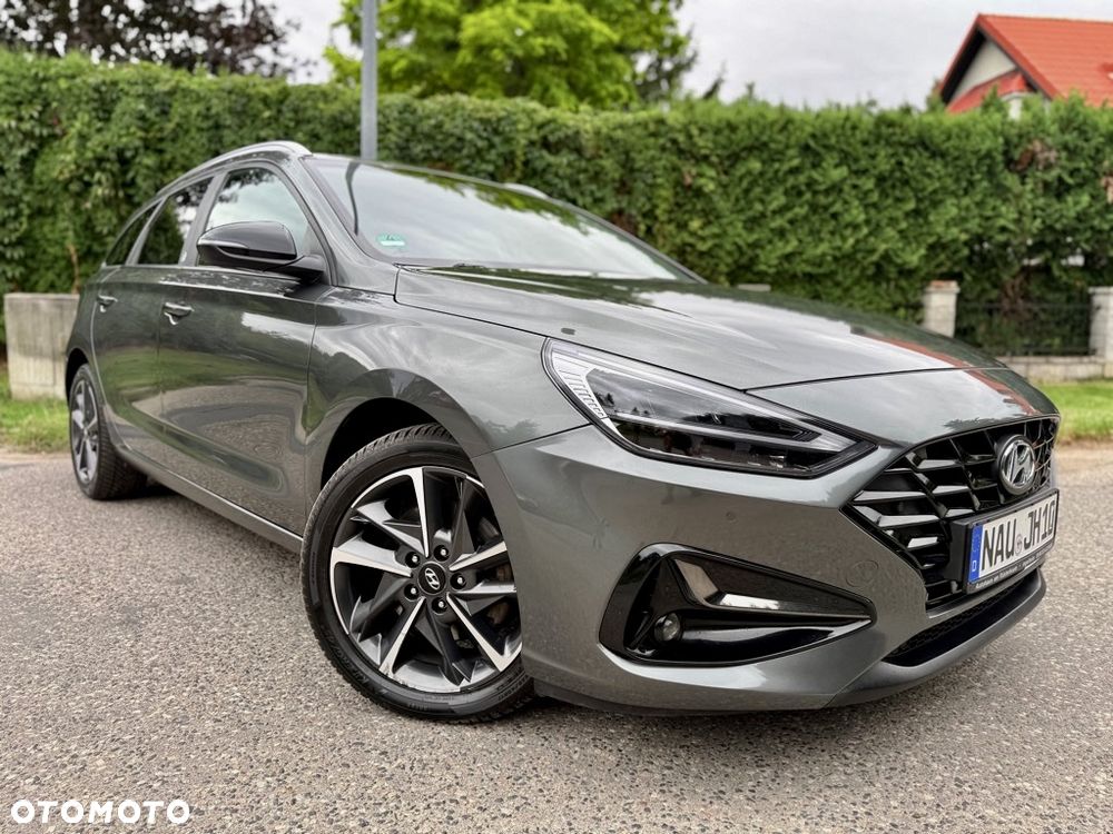 Hyundai i30 1.6 CRDI 48V-Hybrid DCT EDITION 30+ - 2