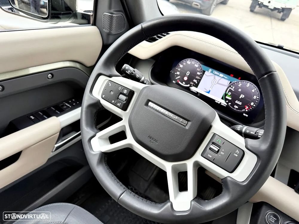 Land Rover Defender 2.0 P400e 110 AWD X-Dynamic SE - 12