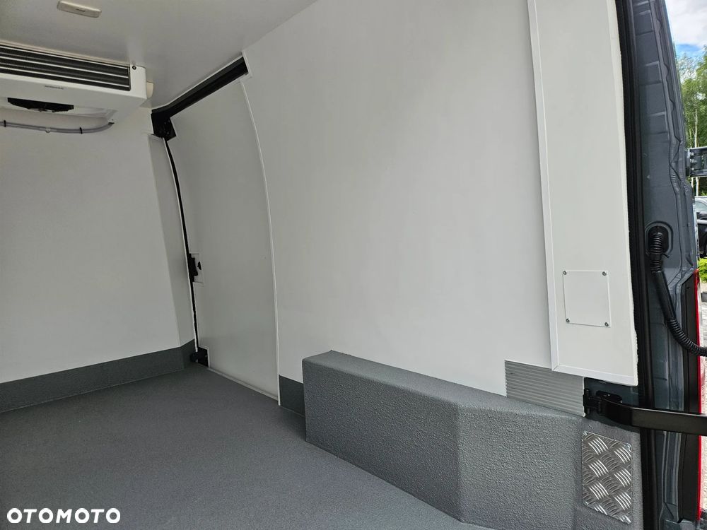 Renault MASTER L2H2 Chłodnia / Mroźnia 230V 2x boczne drzwi 32tyś km SalonPL FV23% - 20