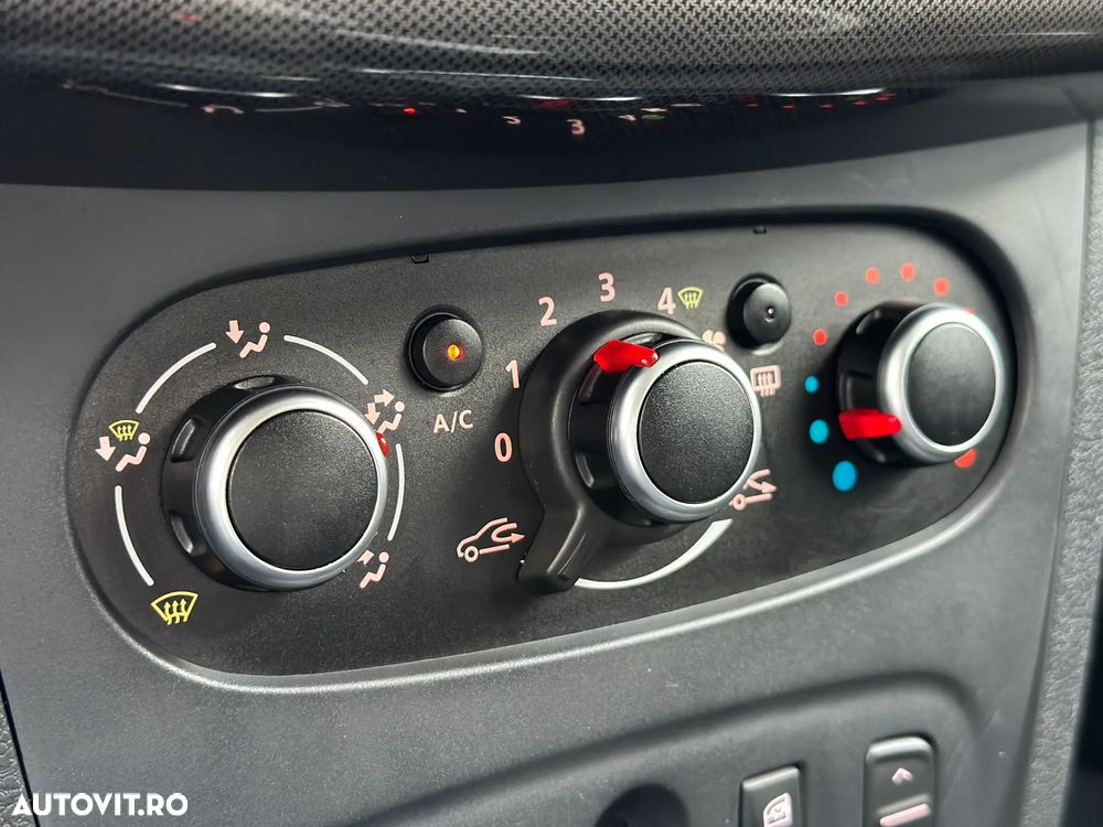 Dacia Logan Stepway 0.9 TCe Prestige - 11