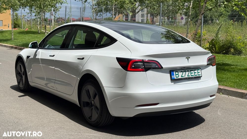 Tesla Model 3 RWD - 3