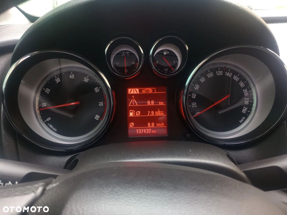 Opel Astra 1.4 T Cosmo EU6 - 12