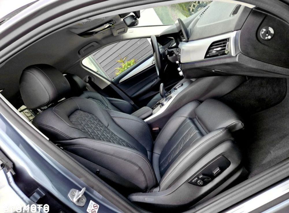 BMW Seria 5 520d xDrive Sport Line - 10