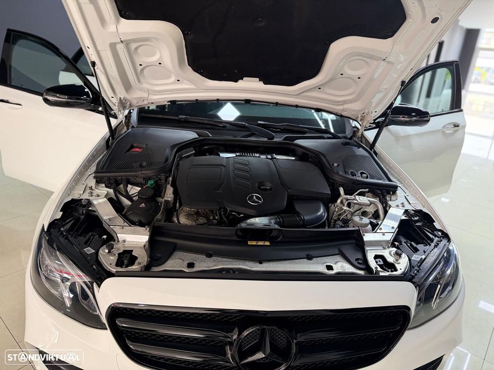 Mercedes-Benz E 300 de AMG Line - 31