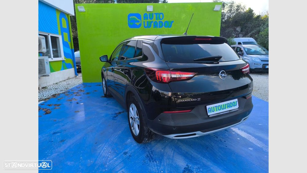 Opel Grandland X 1.2 T Business Edition - 4