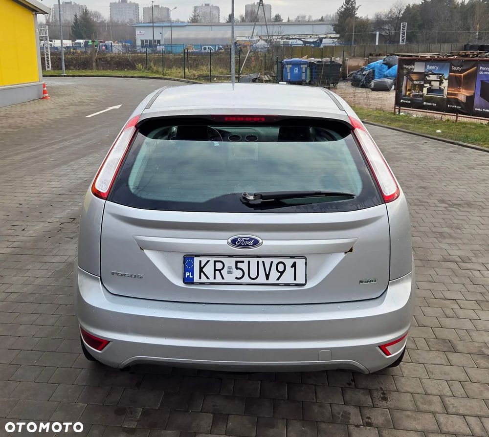Ford Focus - 12
