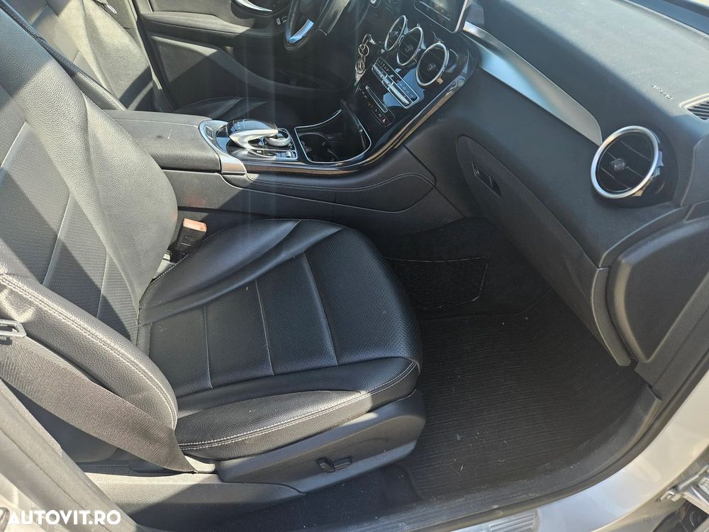 Mercedes-Benz GLC 250 d 4MATIC - 13
