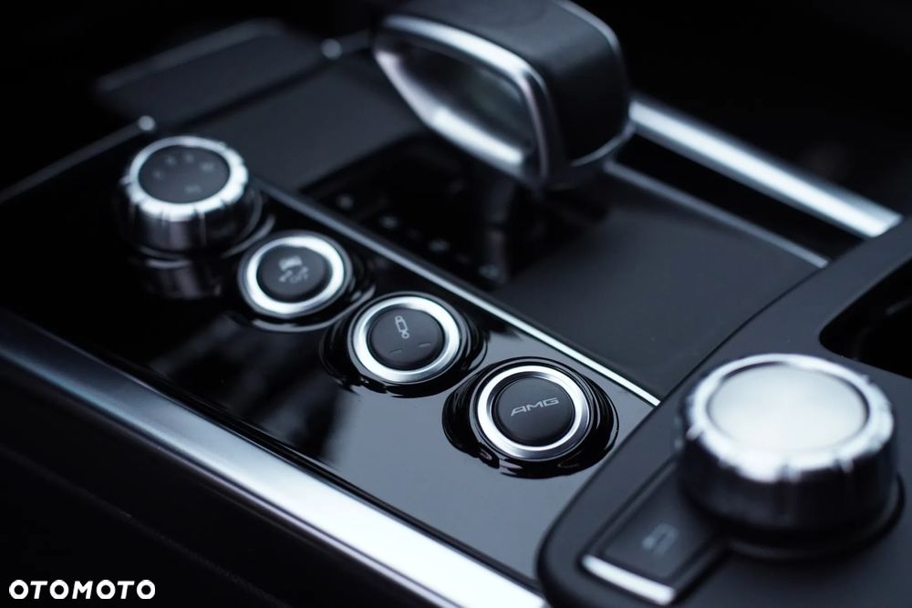 Mercedes-Benz Klasa E 63 AMG 4Matic AMG Speedshift MCT - 40