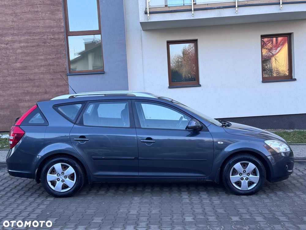 Kia Ceed 1.6 Comfort + - 7