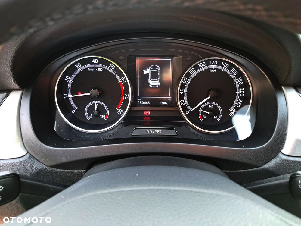 Skoda RAPID 1.0 TSI Ambition - 26