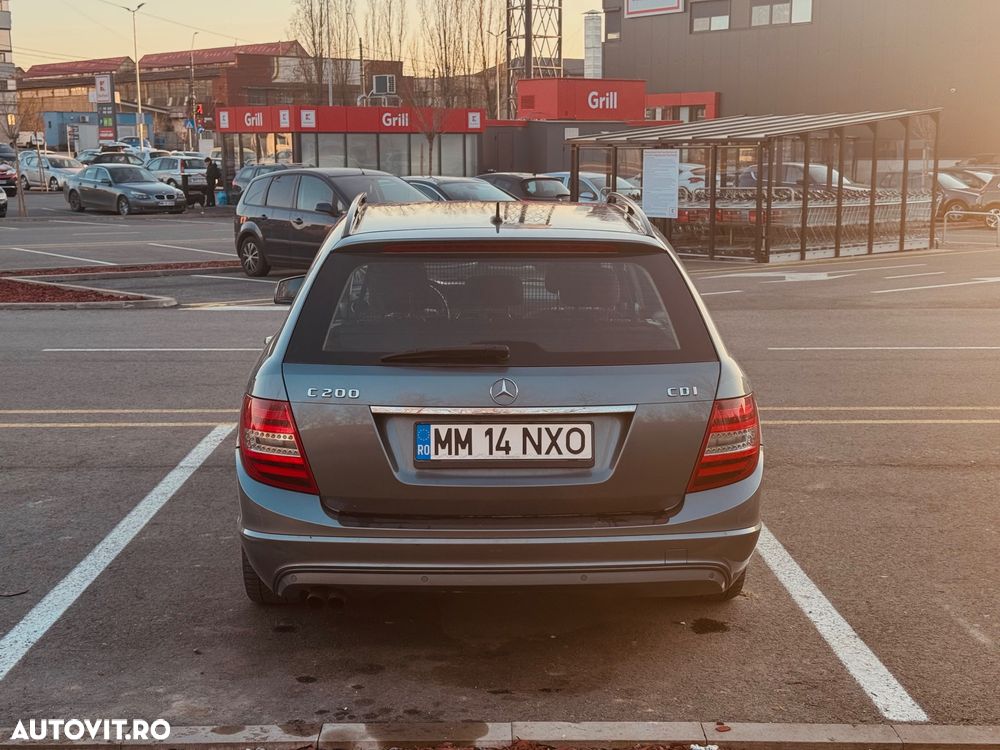 Mercedes-Benz C 200 T-modell - 9