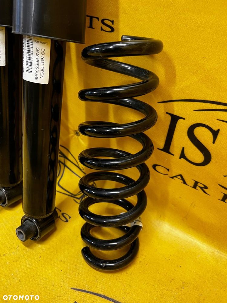 KOMPLET AMORTYZATORY TYŁ SPRĘŻYNY BMW 1 F20 LIFT M140iX 2 F22 M235i M240i - 3