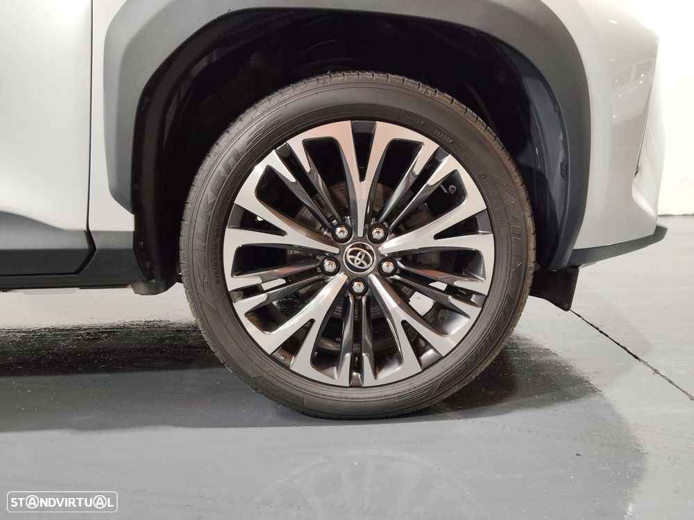 Toyota Yaris Cross 1.5 HDF Luxury - 17