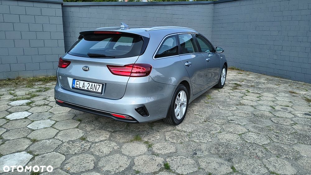 Kia Ceed 1.5 T-GDI M DCT - 12