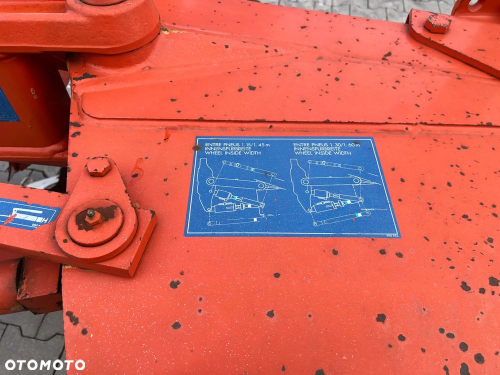 Kuhn MultiMaster 121 - 11