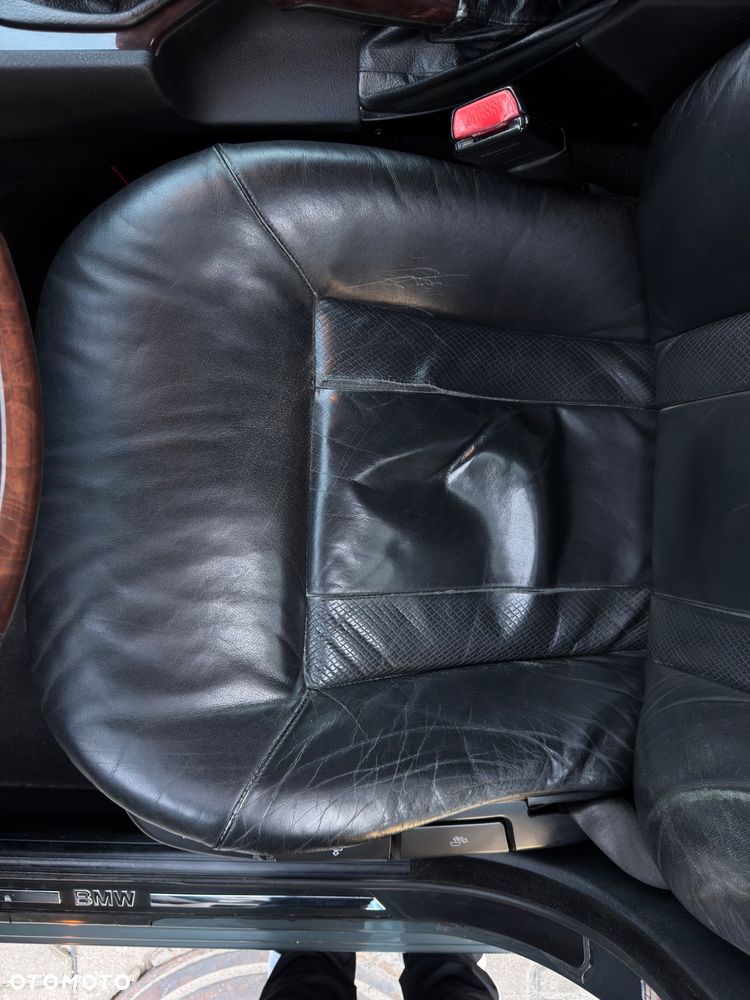 BMW Seria 5 520d - 23