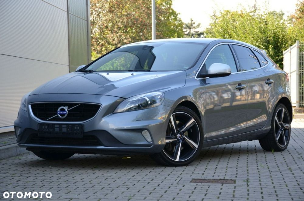 Volvo V40 - 2