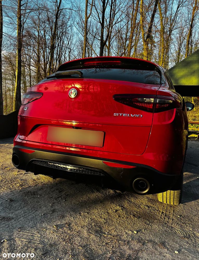 Alfa Romeo Stelvio 2.0 Turbo 16V AT8-Q4 Sprint - 12