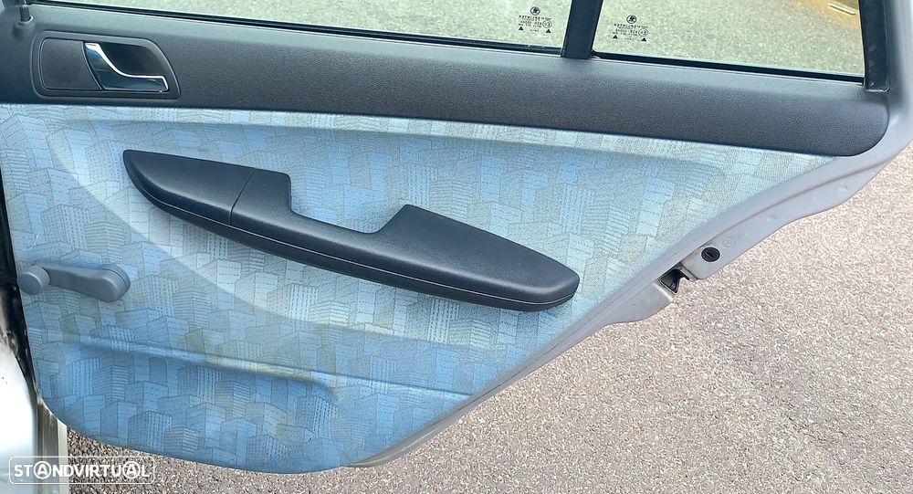 Skoda Fabia Break 1.4 Comfort AR4 - 17