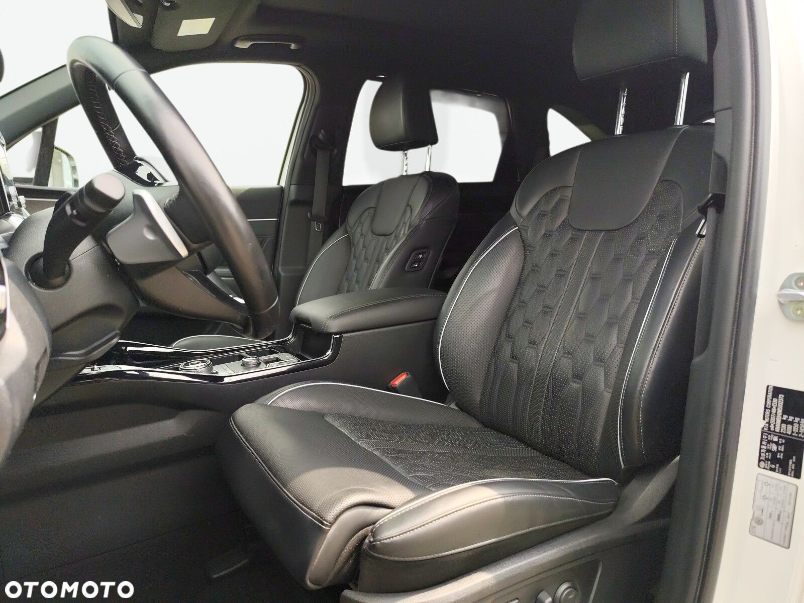 Kia Sorento - 10