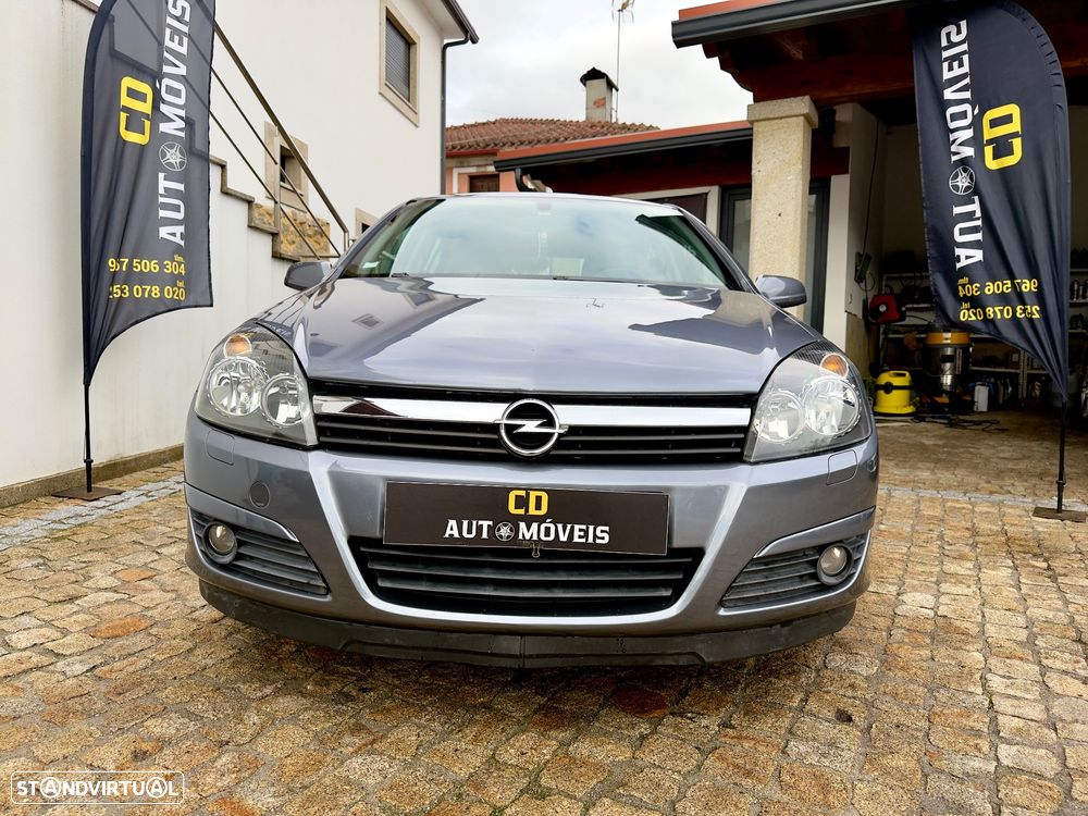 Opel Astra 1.3 CDTi Cosmo - 4