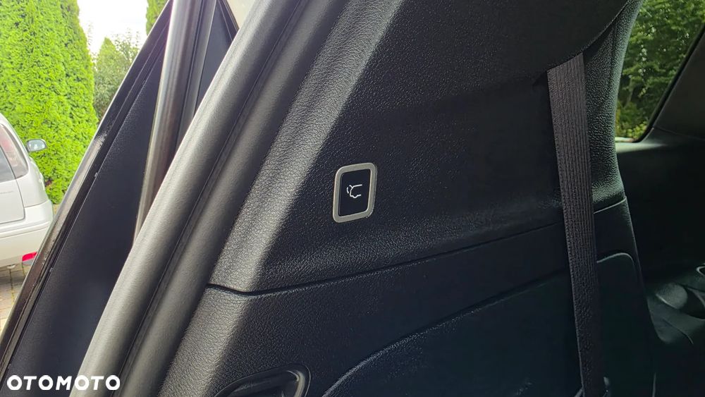 Chrysler Pacifica - 12