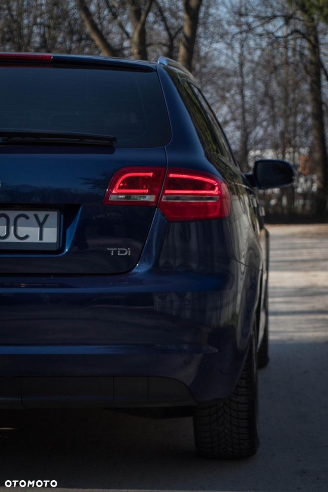 Audi A3 Sportback 2.0 TDI Ambition - 11