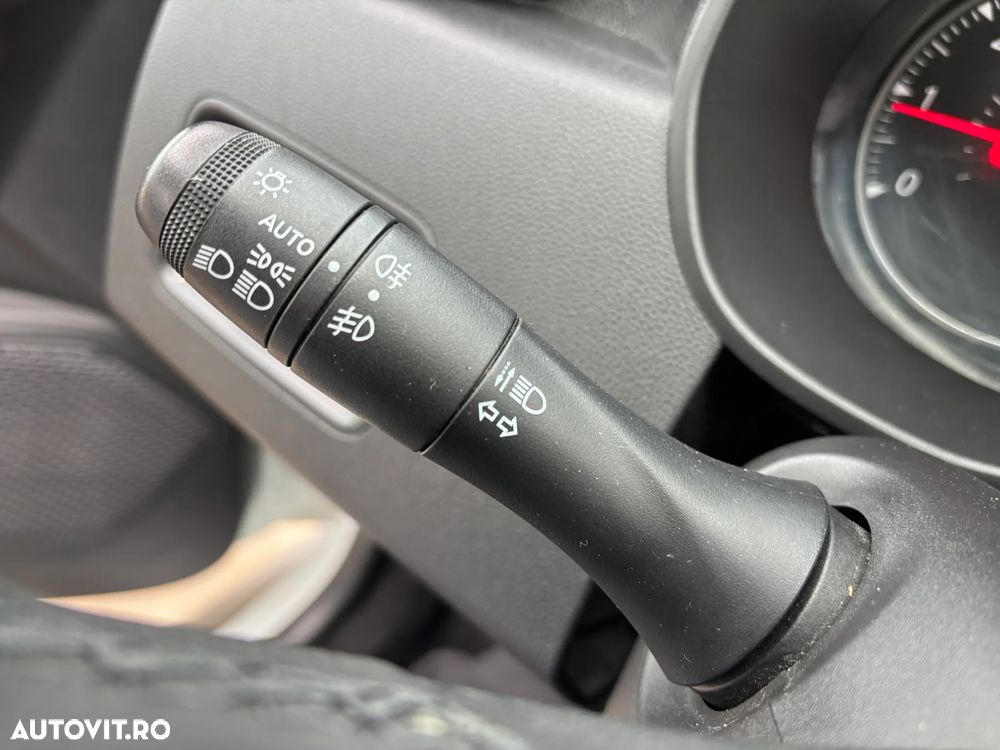 Dacia Duster Blue dCi 115 4WD Comfort - 26