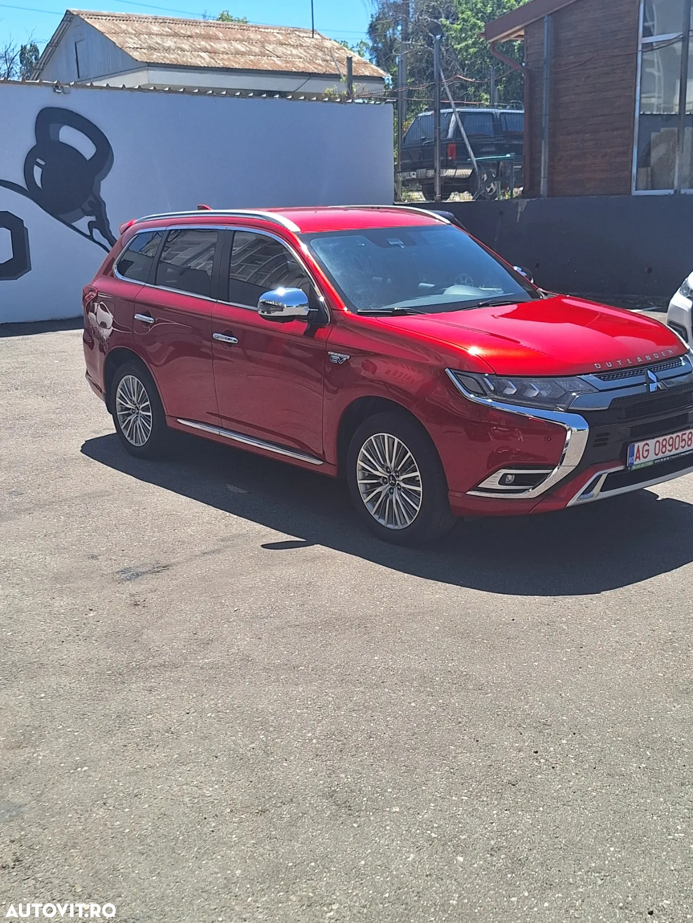Mitsubishi Outlander 2.4 4WD Plug-In Hybrid Top - 6