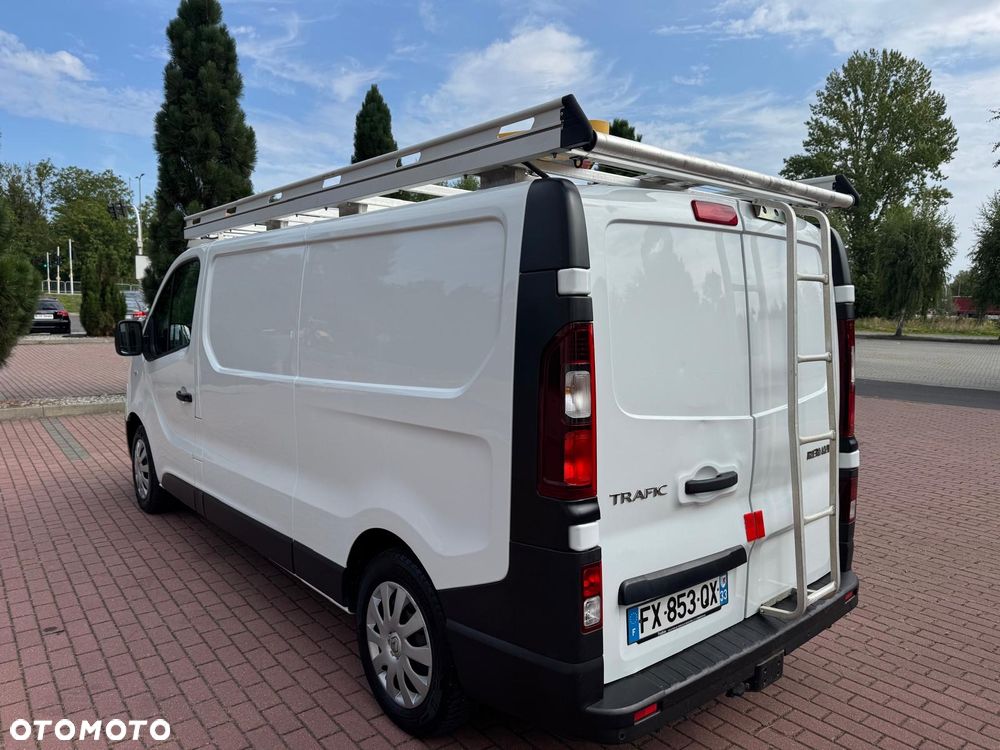 Renault Trafic - 2