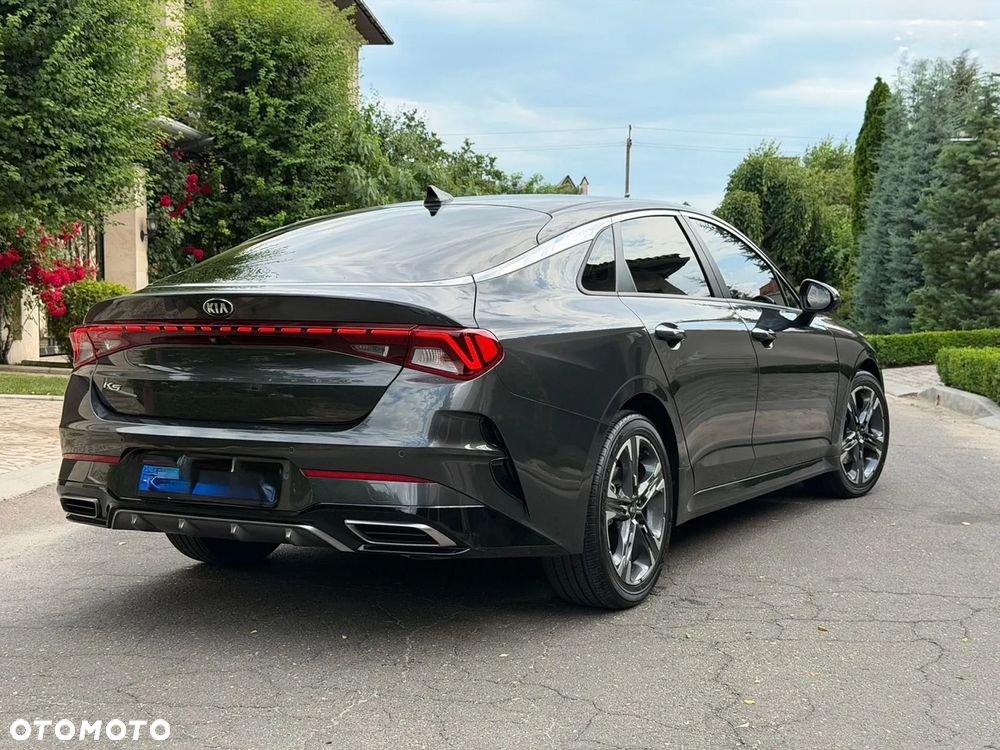 Kia K5 - 3