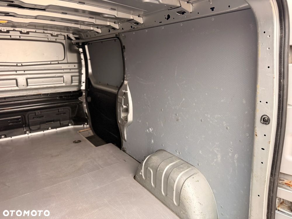 Renault Trafic - 27