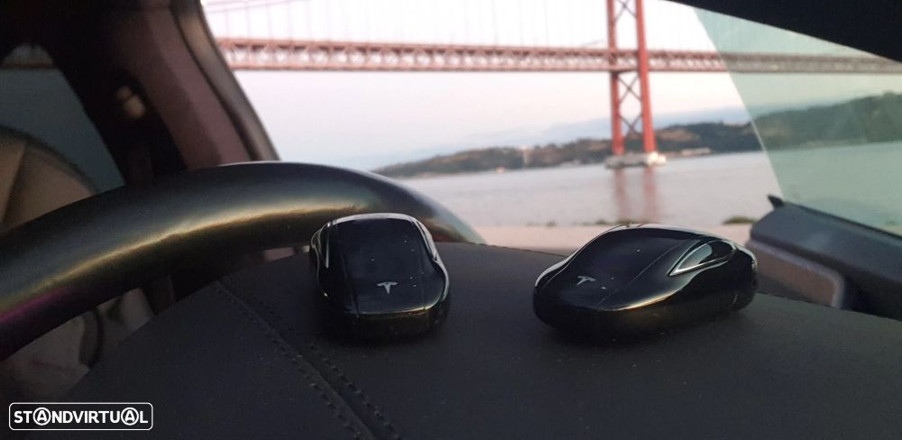 Tesla Model X - 31